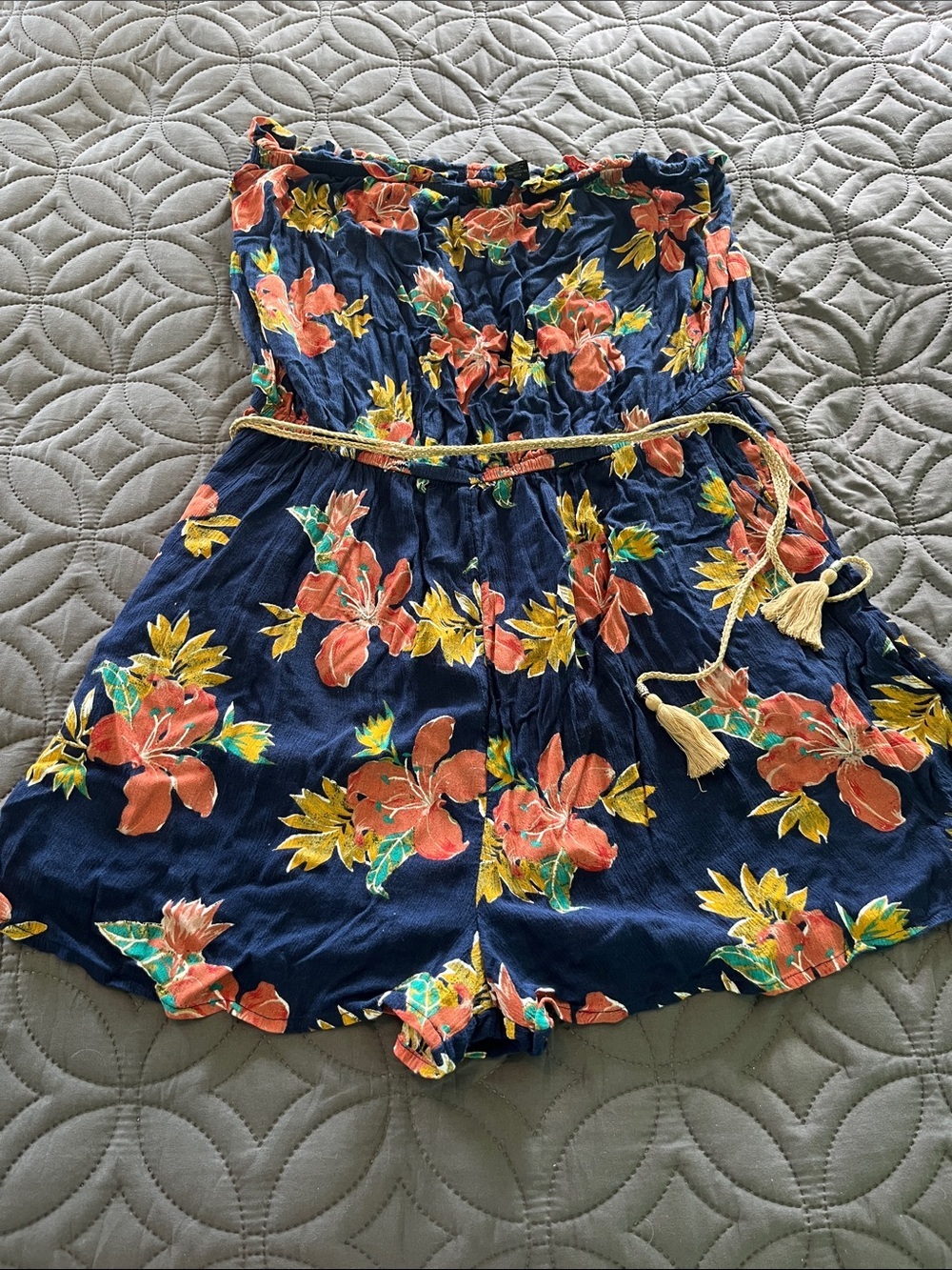 Strapless floral romper
